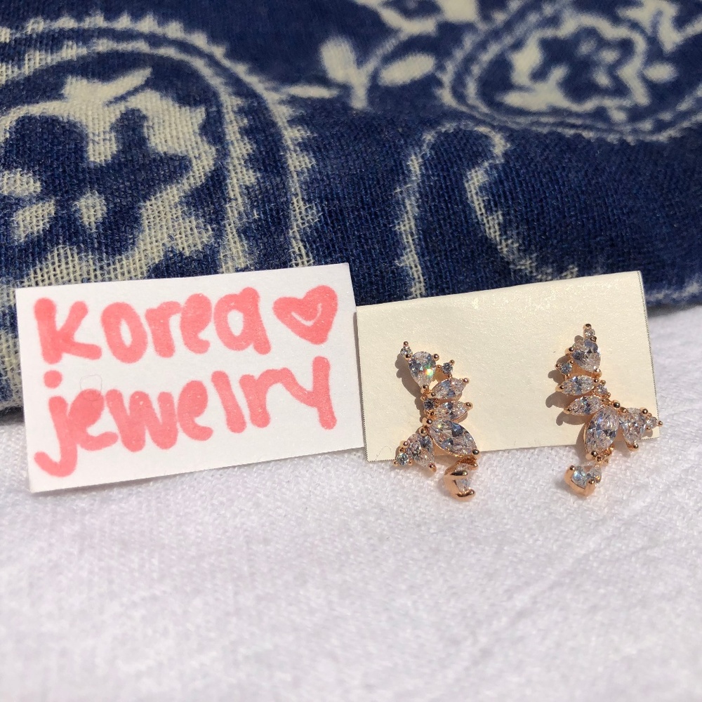 Rose Gold & Rhine Stone Earring
